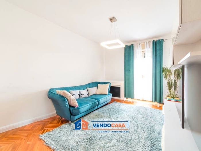 Appartamento con 5 locali in vendita in Viale Stazione, Centro, Dronero