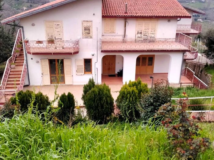 Casa in vendita in Via Tuori, Santa Paolina