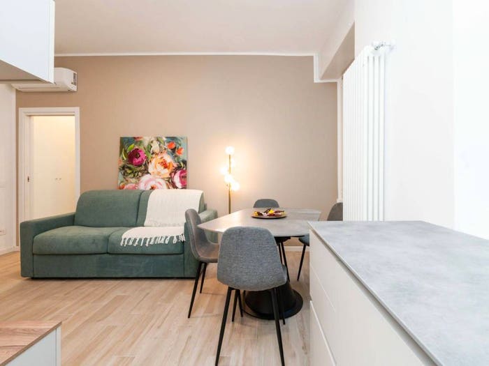Appartamento bilocale in vendita in Via Luigi Giuseppe Faravelli, Sempione, Milano