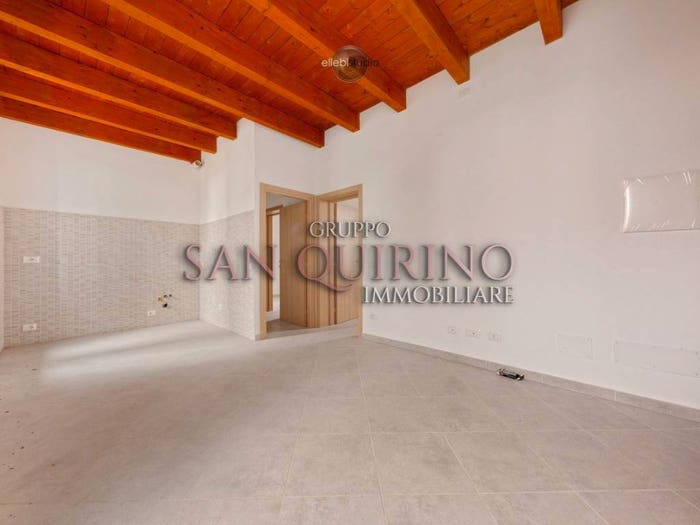 Appartamento trilocale in vendita in VIA FRASSONI, Centro, Finale Emilia