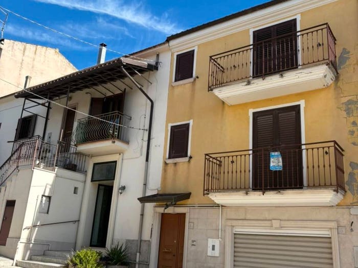 Casa con 5 locali in vendita in Via dell'Avvenire, Pietrelcina