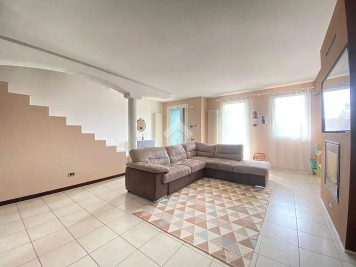 Casa quadrilocale in vendita in Via Belloni, Sarego