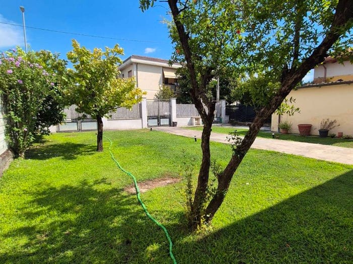 Casa con 6 locali in vendita in Bondano Partaccia, Massa