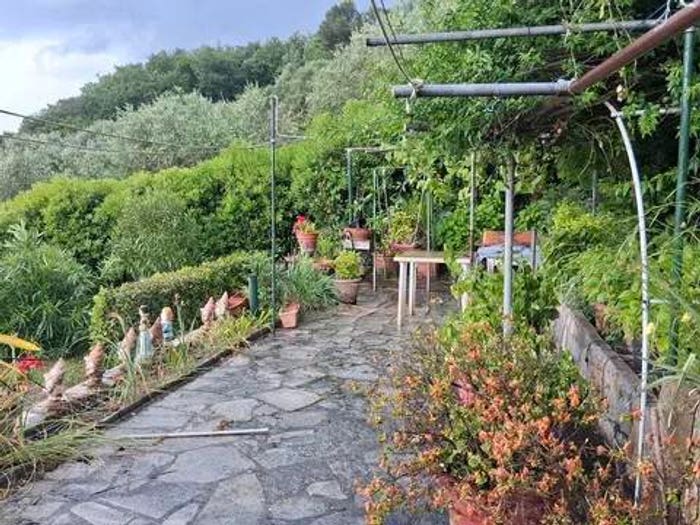 Casa quadrilocale in vendita in Loc Pozzuolo No Number, Dolceacqua