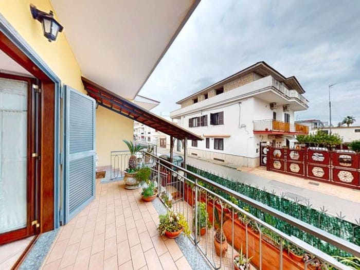 Casa quadrilocale in vendita in Via Firenze, Mariglianella