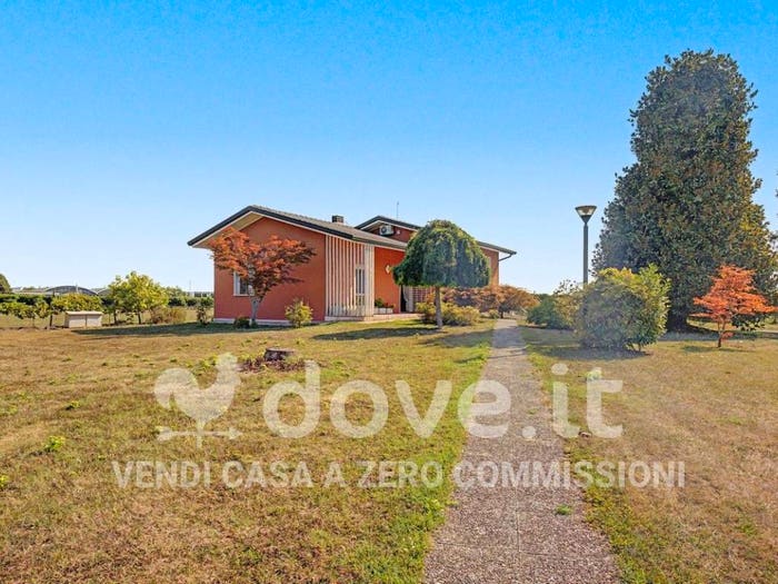 Casa con 6 locali in vendita in Via Castellana Vecchia, Quinto di Treviso