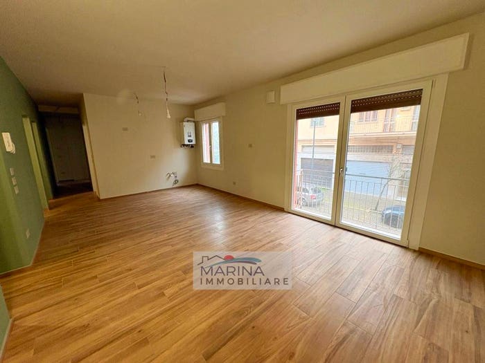Appartamento con 5 locali in vendita in Viale Mantova, Sottomarina, Chioggia