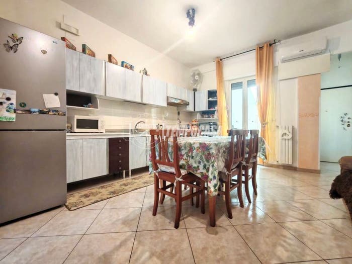 Appartamento trilocale in vendita in Via G M Romanazzi Carducci, Putignano