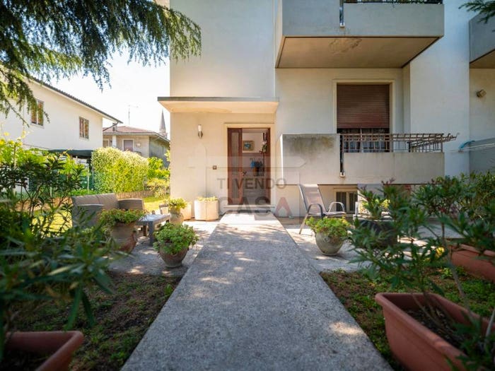 Appartamento con 5 locali in vendita in Via I Maggio, Centro, Roveredo di Guà