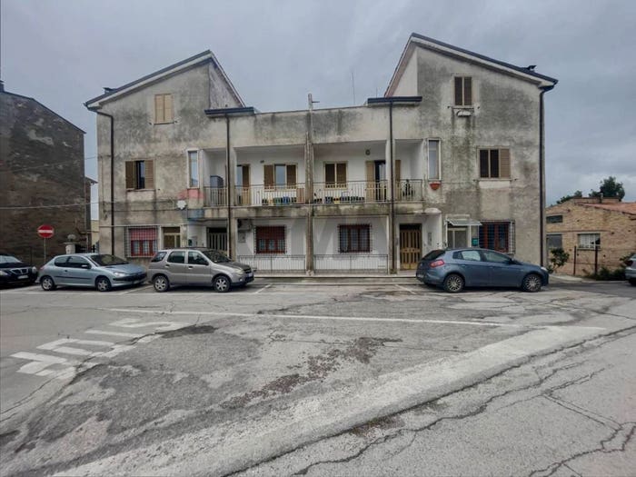 Appartamento con 5 locali in vendita in Via S Antonio, Centro, Pollutri