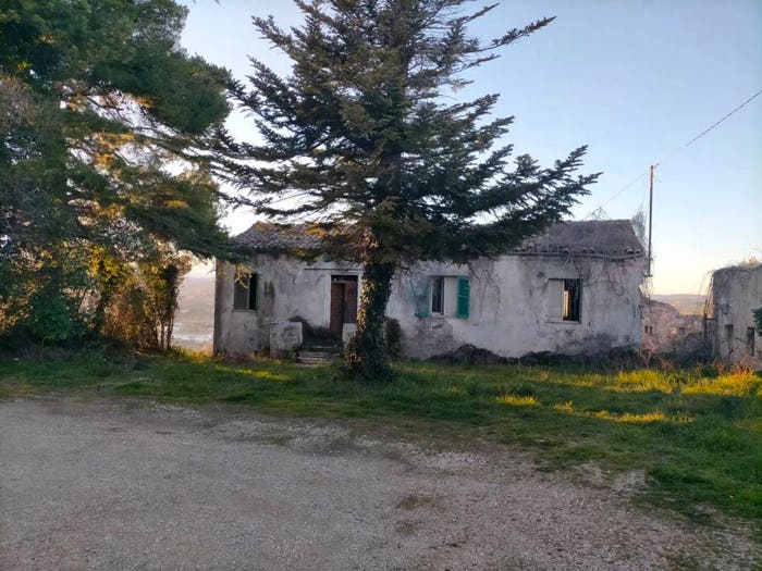 Casa con 5 locali in vendita in Via Ludovico Ariosto, Moscufo