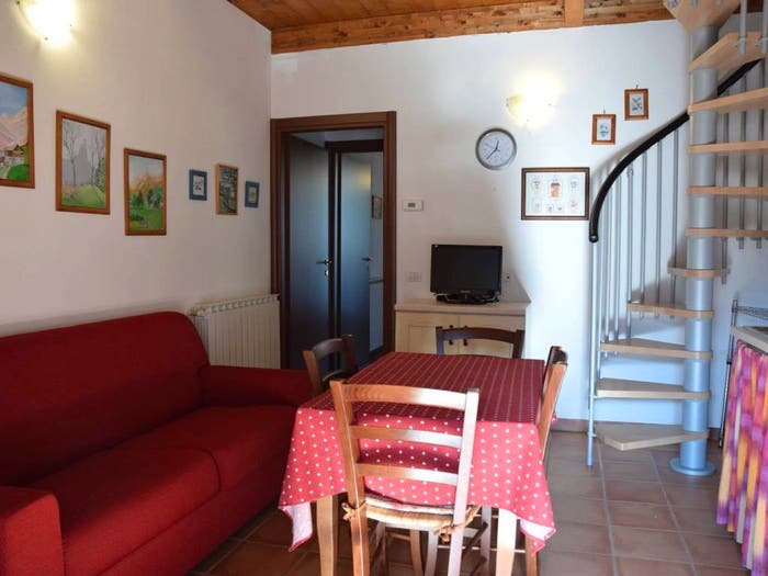 Appartamento trilocale in vendita in località Valleggio SNC, Vanzone con San Carlo