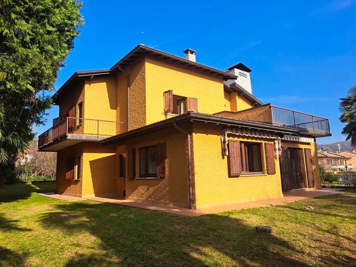 Casa con 5 locali in vendita in Via Milano, Bedero, Brezzo di Bedero