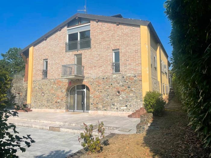 Casa con 6 locali in vendita in Strada Comunale di Mirafiori, Roveleto Landi, Rivergaro