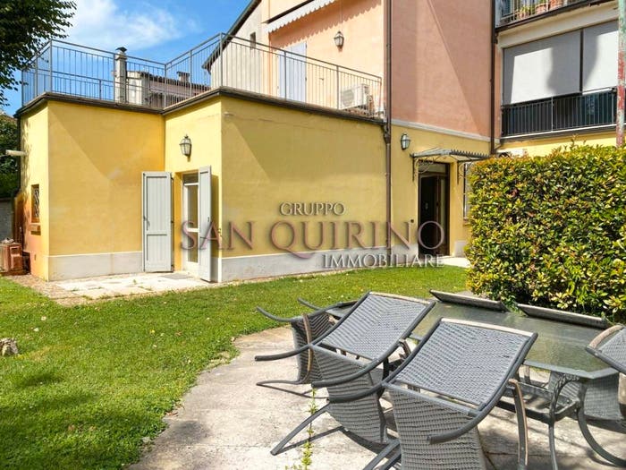 Appartamento bilocale in vendita in VIA MONTANARI, Centro, Mirandola