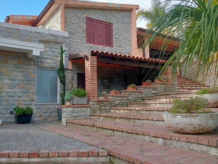 Casa con 6 locali in vendita in Centro, San Lorenzo