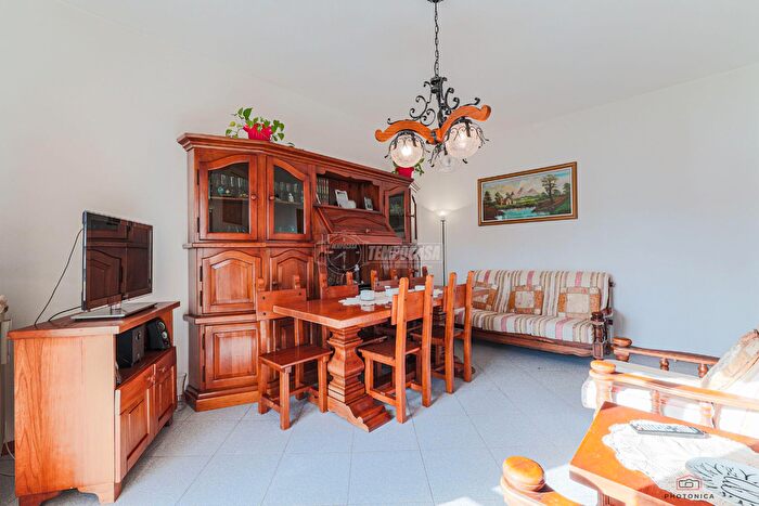 Appartamento con 5 locali in vendita in Forli'