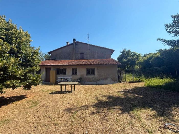 Casa con 6 locali in vendita in Chitignano