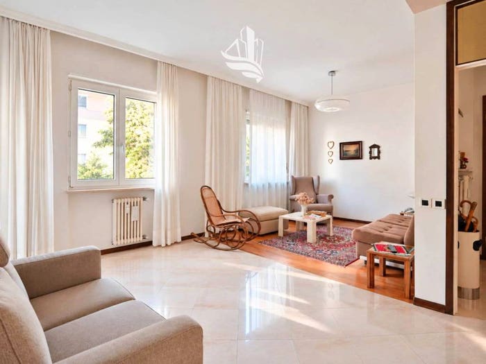 Appartamento con 5 locali in vendita in Via Luigi Cadorna, Gries San Quirino, Bolzano