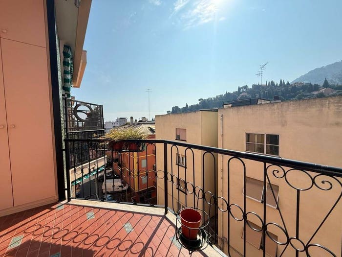 Appartamento quadrilocale in vendita in Via Neghelli, Fenarina Via Neghelli Collina di Ponente, Alassio