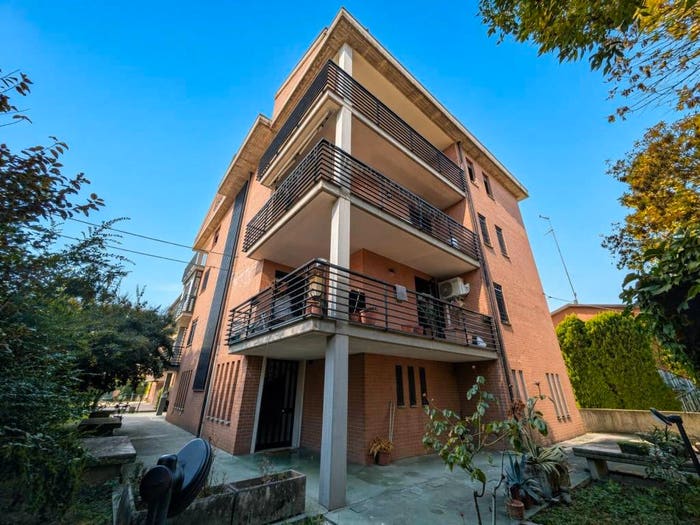 Casa con 5 locali in vendita in Via Salice, Castelfranco Emilia