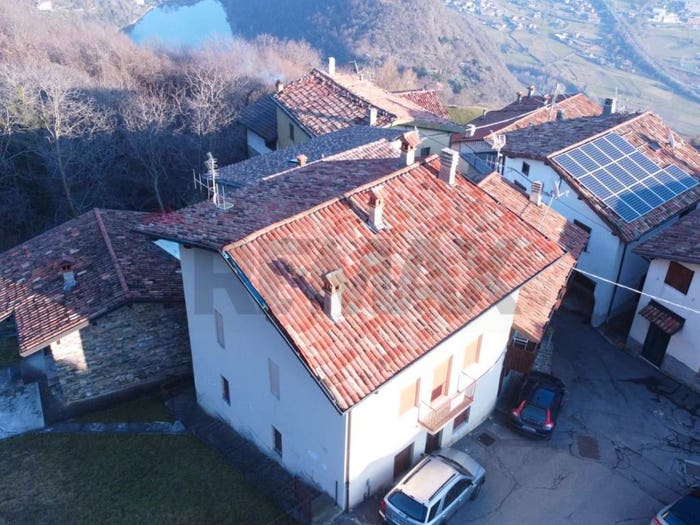 Casa con 6 locali in vendita in Centro, Darfo Boario Terme