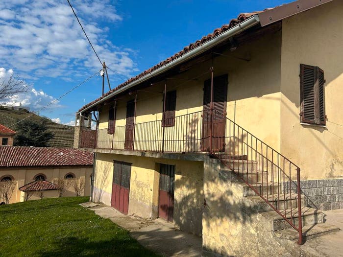 Casa con 6 locali in vendita in Via Cappelletto, Trezzo Tinella