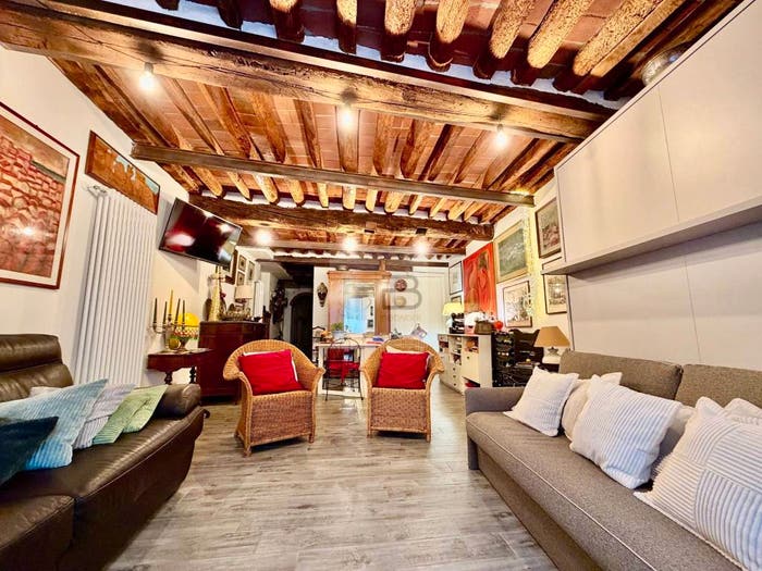 Appartamento bilocale in vendita in Via dell'Anfiteatro, Piazza Anfiteatro Torre Guinigi, Lucca
