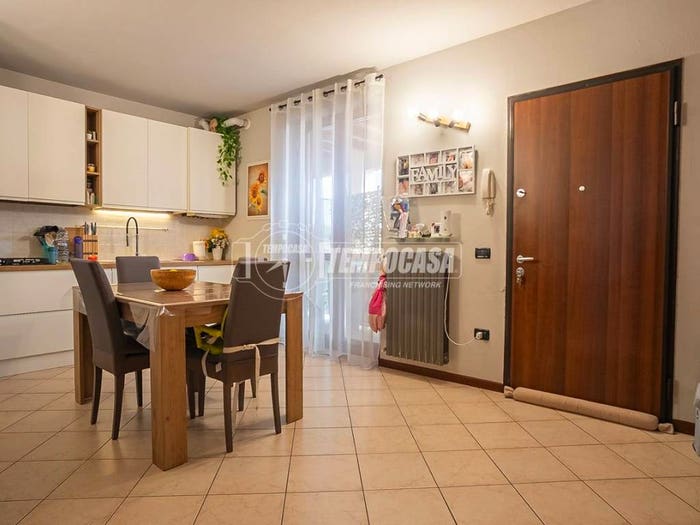 Appartamento trilocale in vendita in Via Campagnoli L, Centro, Montichiari