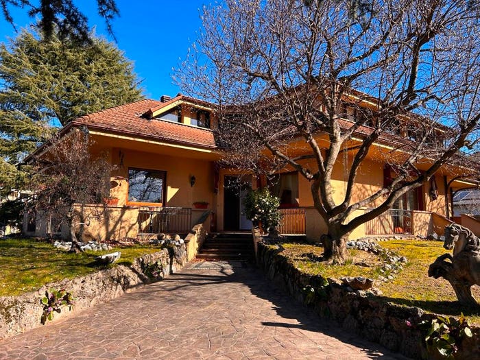 Casa con 6 locali in vendita in Via Fontanella, Longone al Segrino