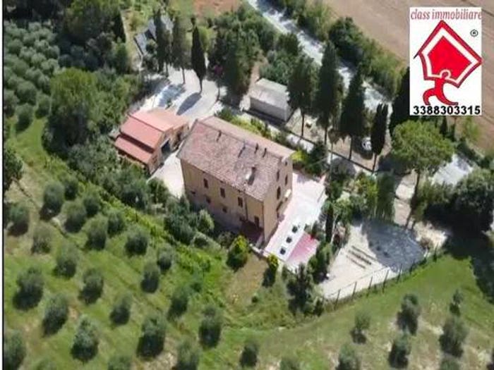 Casa con 6 locali in vendita in Sp, Chiusi