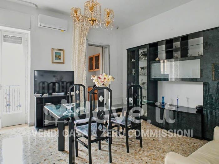 Appartamento trilocale in vendita in Via Cantorata, Centro, Mottola