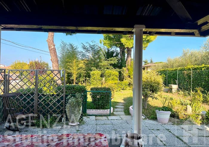 Casa con 6 locali in vendita in Via Sotto Monte Tapino, Moniga del Garda