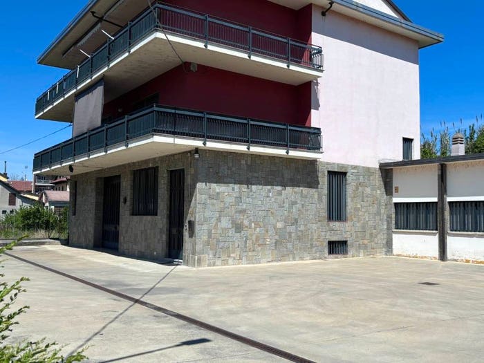 Appartamento quadrilocale in vendita in Corso Galileo Ferraris, Centro, Chivasso