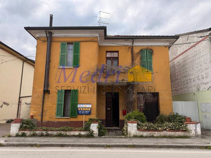 Casa con 6 locali in vendita in Via Montaletto, San Giorgio Pioppa, Cesena