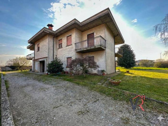 Casa quadrilocale in vendita in Via Giovanni Boccaccio, Centro, Orzinuovi