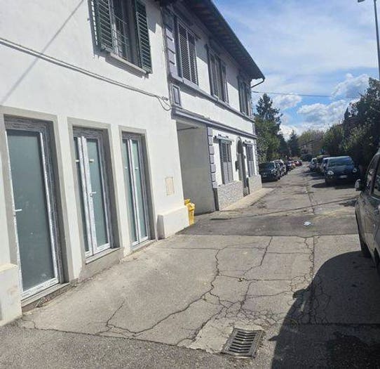 Casa quadrilocale in vendita in Via Dell'Argin Secco, Brozzi, Firenze
