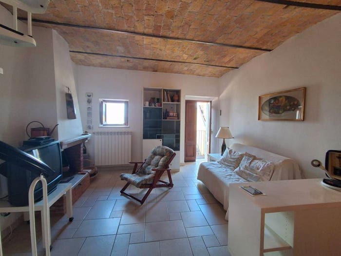 Casa bilocale in vendita in Via Roma, Centro, Scontrone