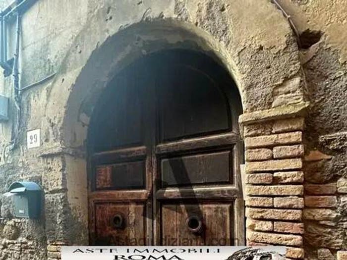 Appartamento quadrilocale in vendita in Vicolo Delle Fanciulle, Centro, Magliano Sabina