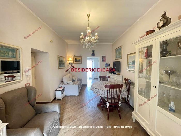 Casa quadrilocale in vendita in Contrada Vina, Centro, Capo d'Orlando