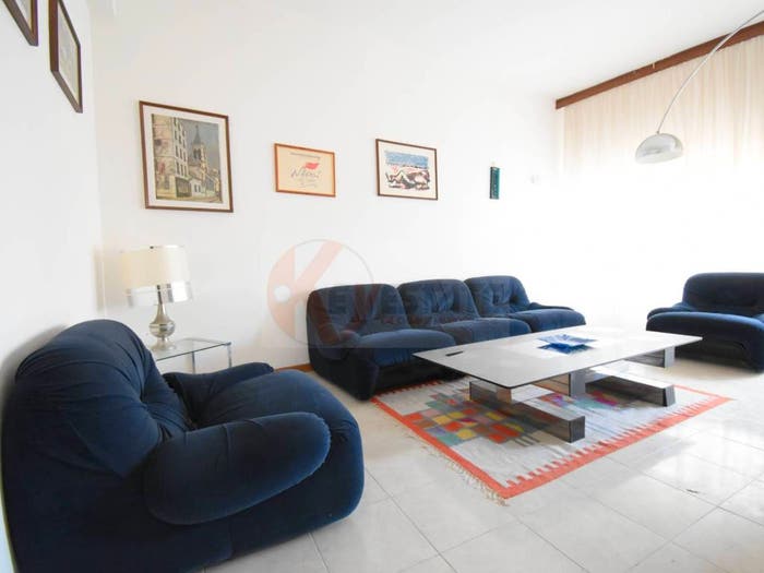 Casa con 6 locali in vendita in via Efisio Contini, Siligo