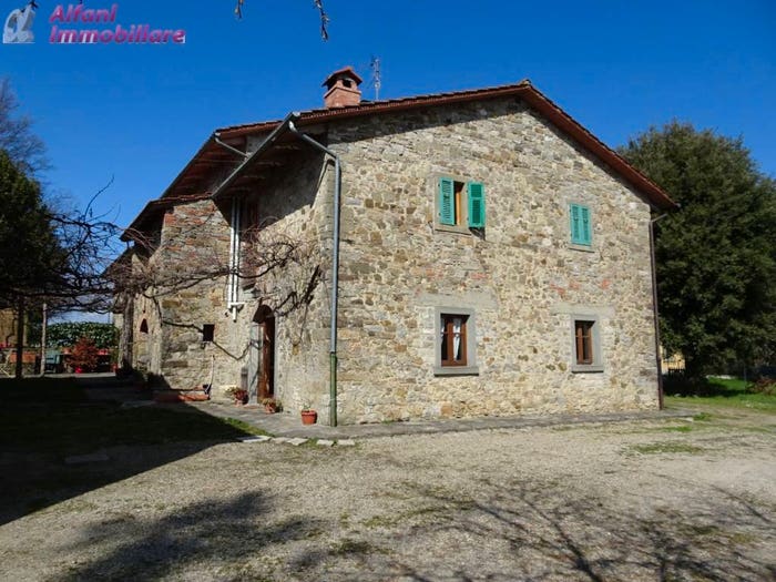 Appartamento trilocale in vendita in Case Sparse Querceto, Bibbiena
