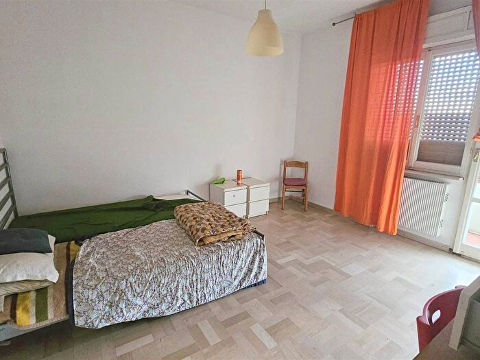 Appartamento con 5 locali in vendita in Via Valle Miano, Valle Miano, Ancona