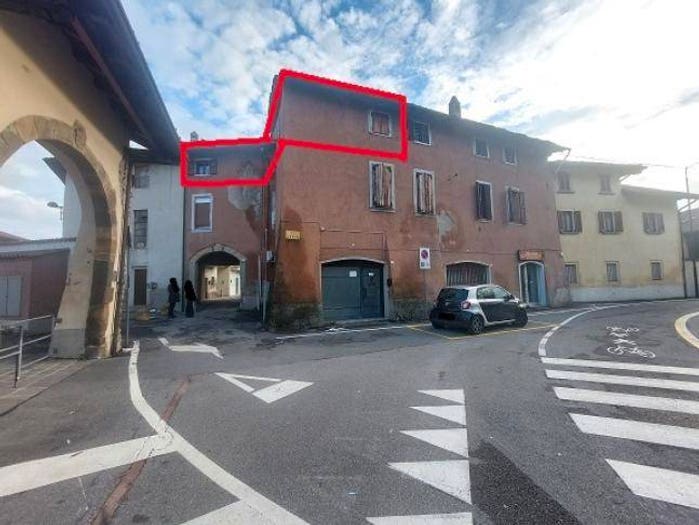 Appartamento trilocale in vendita in Via Trento, Madone