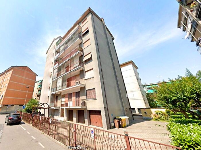Appartamento quadrilocale in vendita in Via Giudice Orfino, Fanfani, Lodi