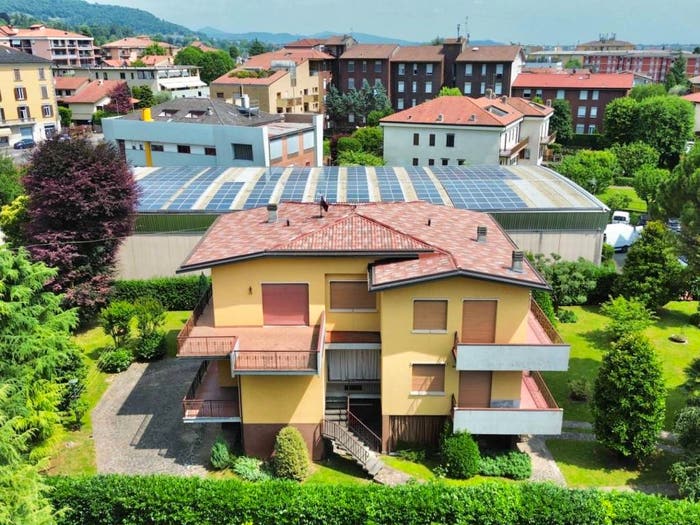 Appartamento con 5 locali in vendita in Via Pietro Ruggeri da Stabello, Valverde, Bergamo