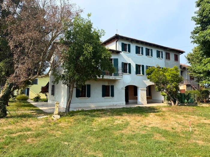 Casa con 6 locali in vendita in Via Valsugana, Centro, Piombino Dese