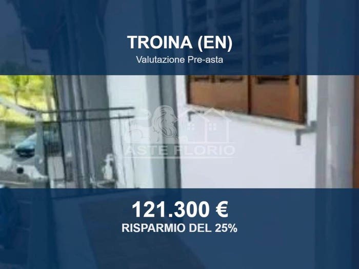 Appartamento con 5 locali in vendita in Contrada Camatrone snc, Troina