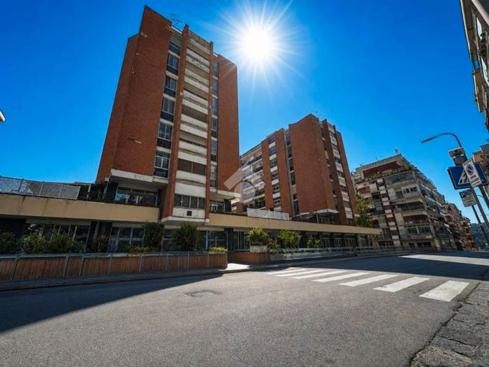 Appartamento bilocale in vendita in Via Vincenzo Tiberio, Fuorigrotta, Napoli
