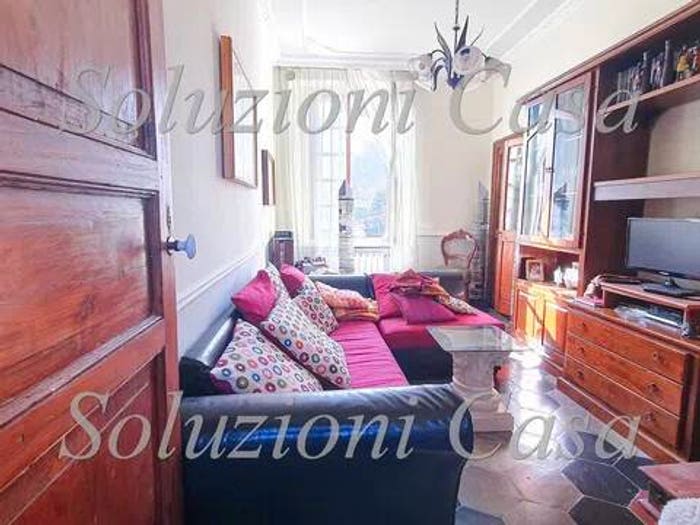 Appartamento quadrilocale in vendita in Via San Giovanni Battista De Rossi, Voltaggio